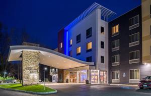 fairfield-inn-suites-eugene